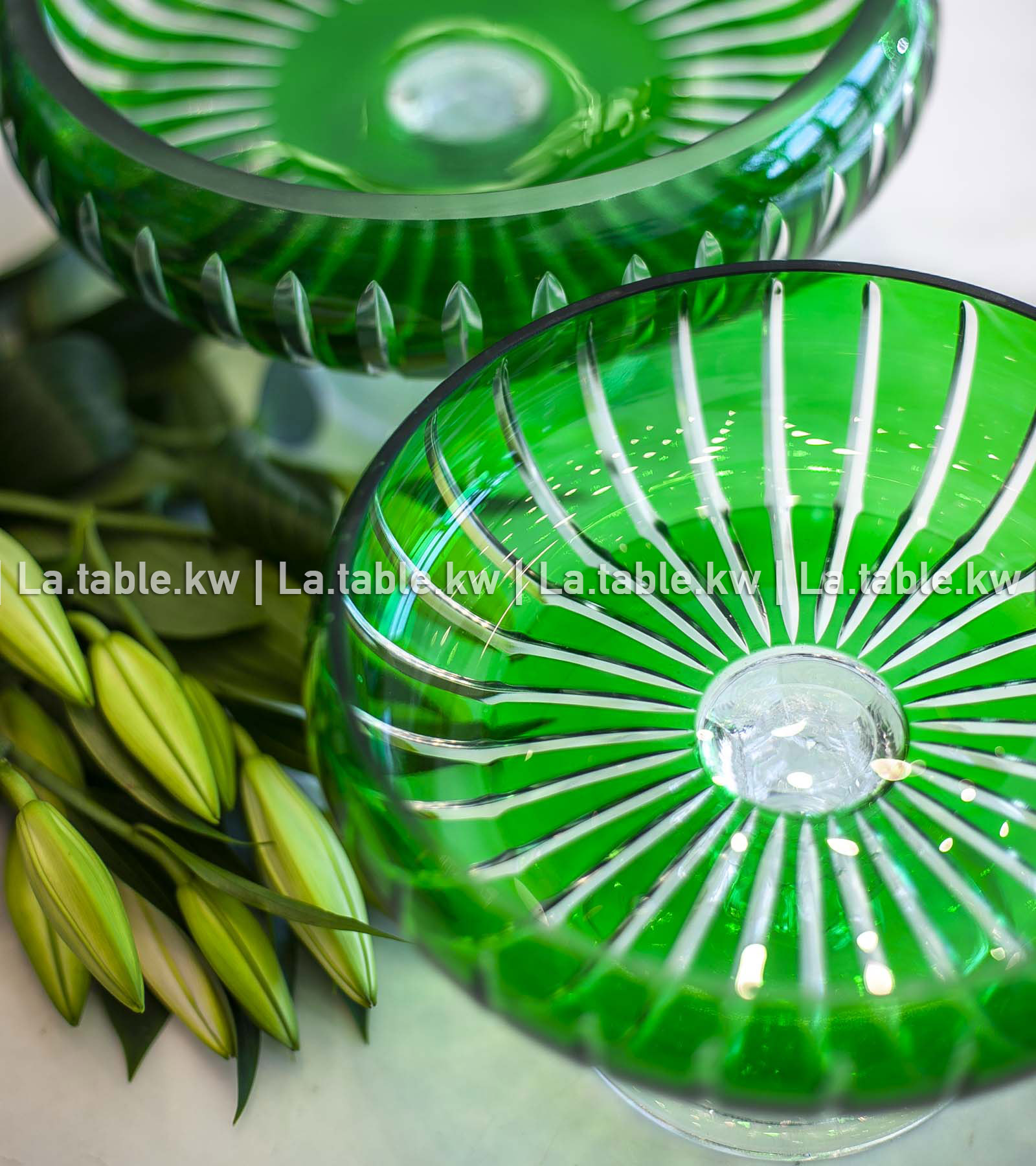 Green Classic Curved Bowl