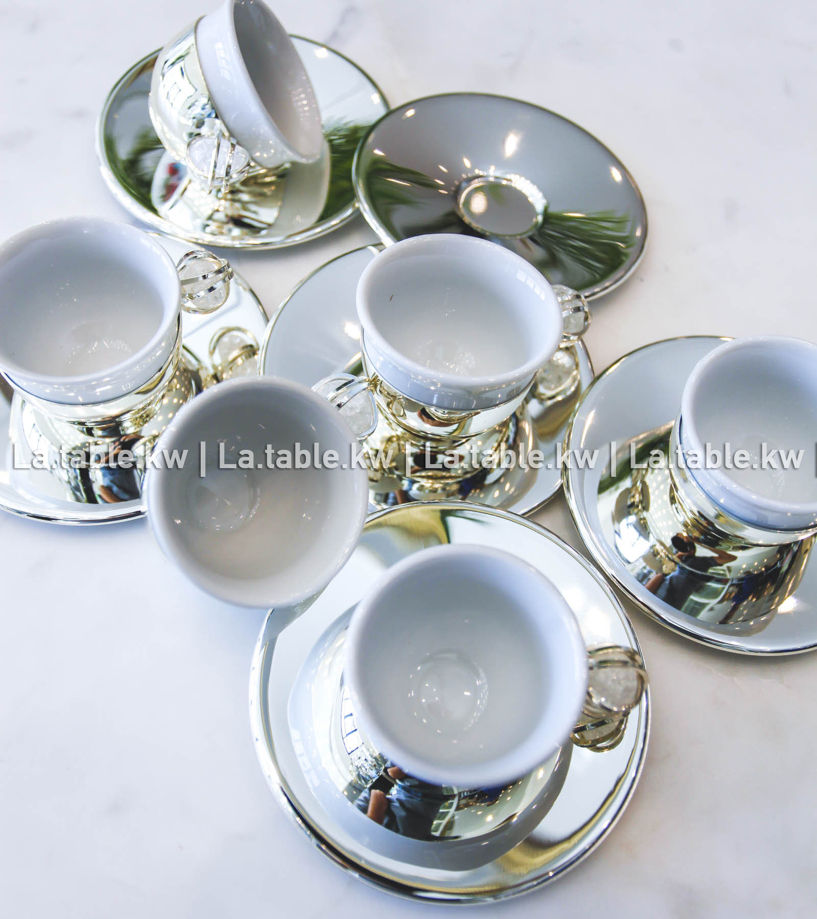 White Stone Designed Chrome Arabic Coffee Cups with Saucers