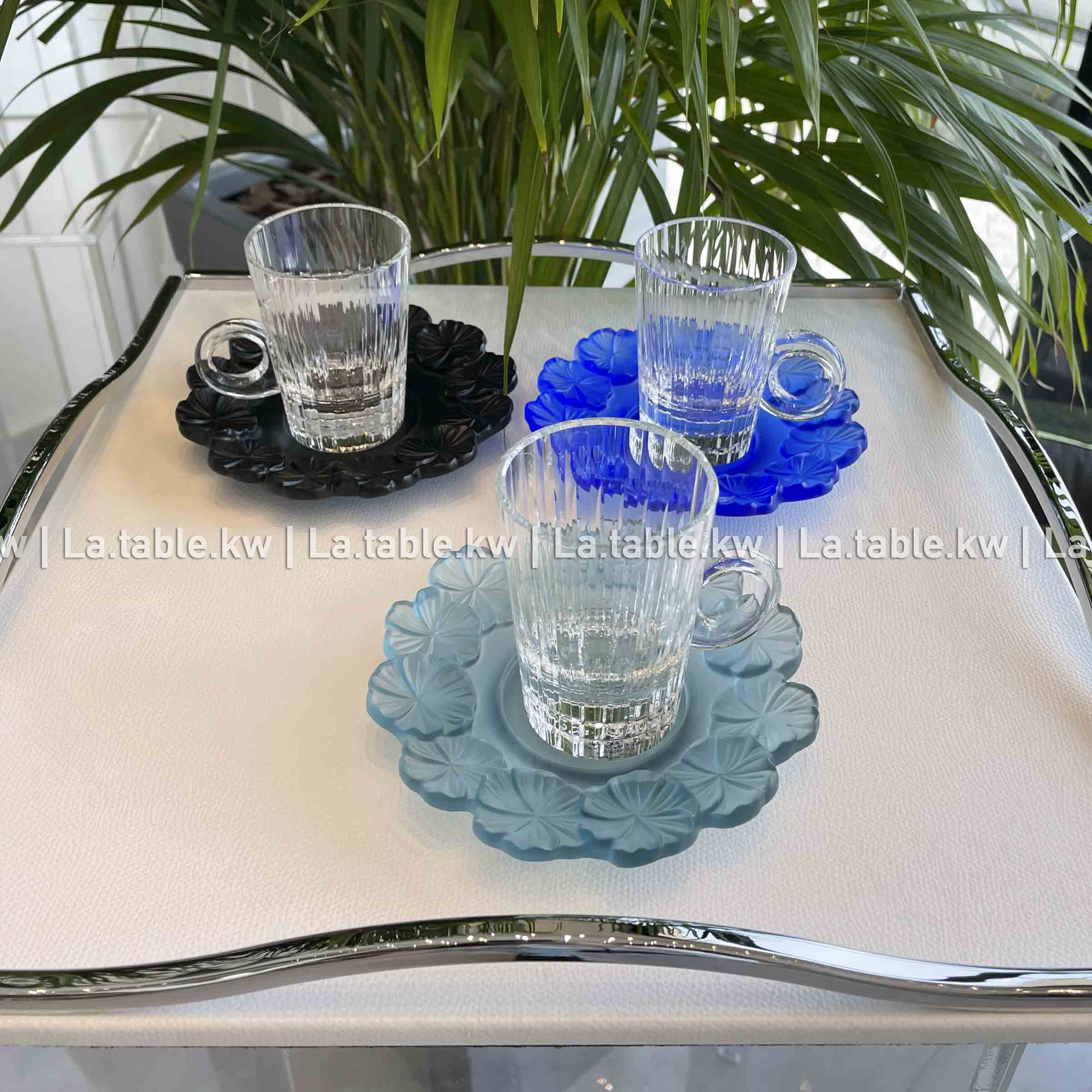 Royal Blue Crystal Petals Tea Set / بتالس كريستال طقم شاي - الأزرق الملكي