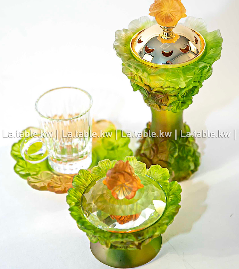 Multi Color Crystal Petals Tea Set / بتالس كريستال طقم شاي - متعدد الألوان