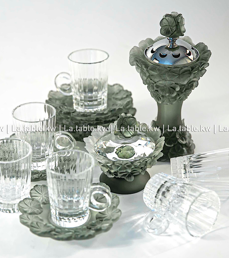 Grey Crystal Petals Tea Set / بتالس كريستال طقم شاي -رمادي