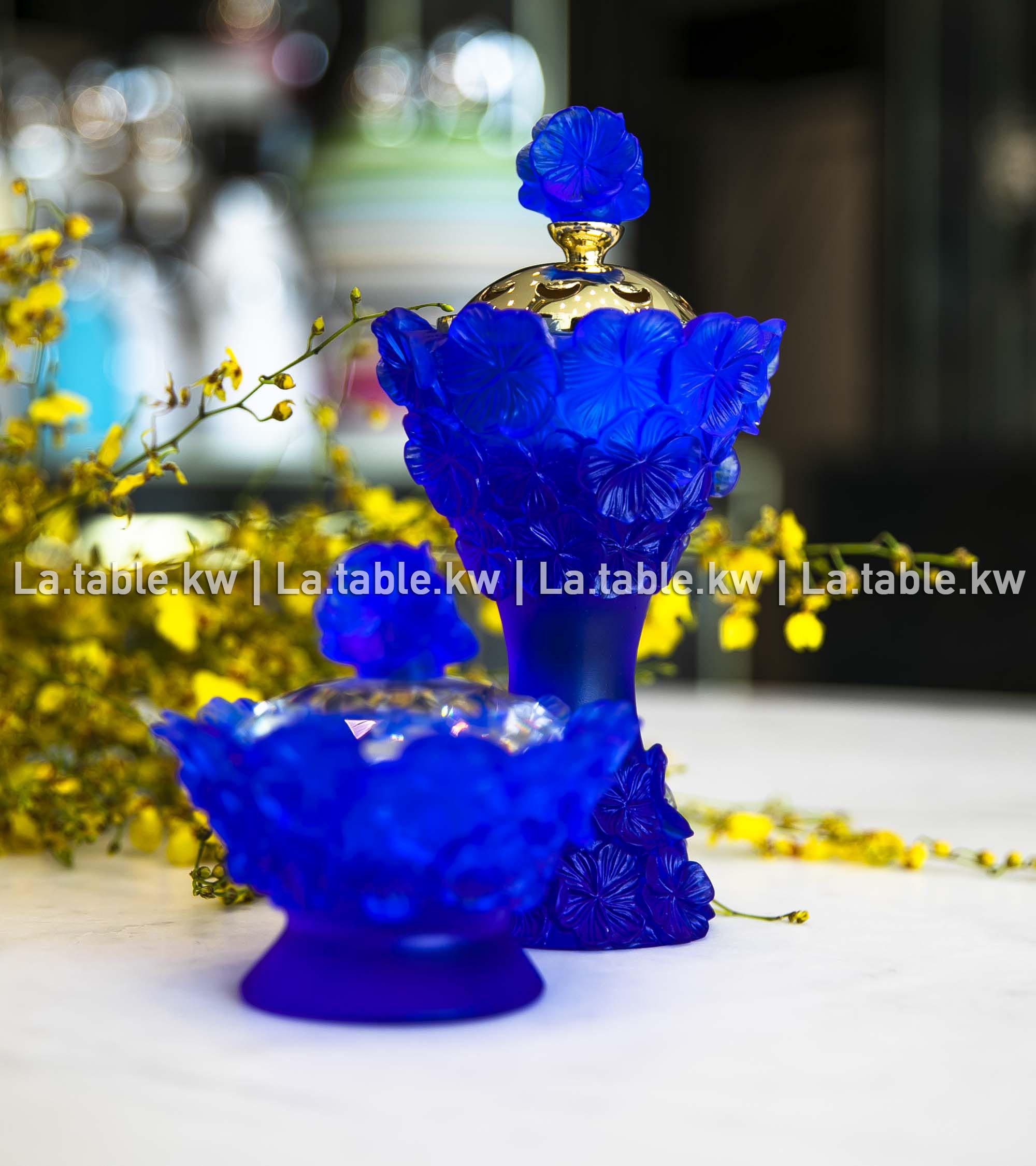 Royal Blue Crystal Petals Mubkhar Set / بتالس كريستال طقم مبخر - الأزرق الملكي