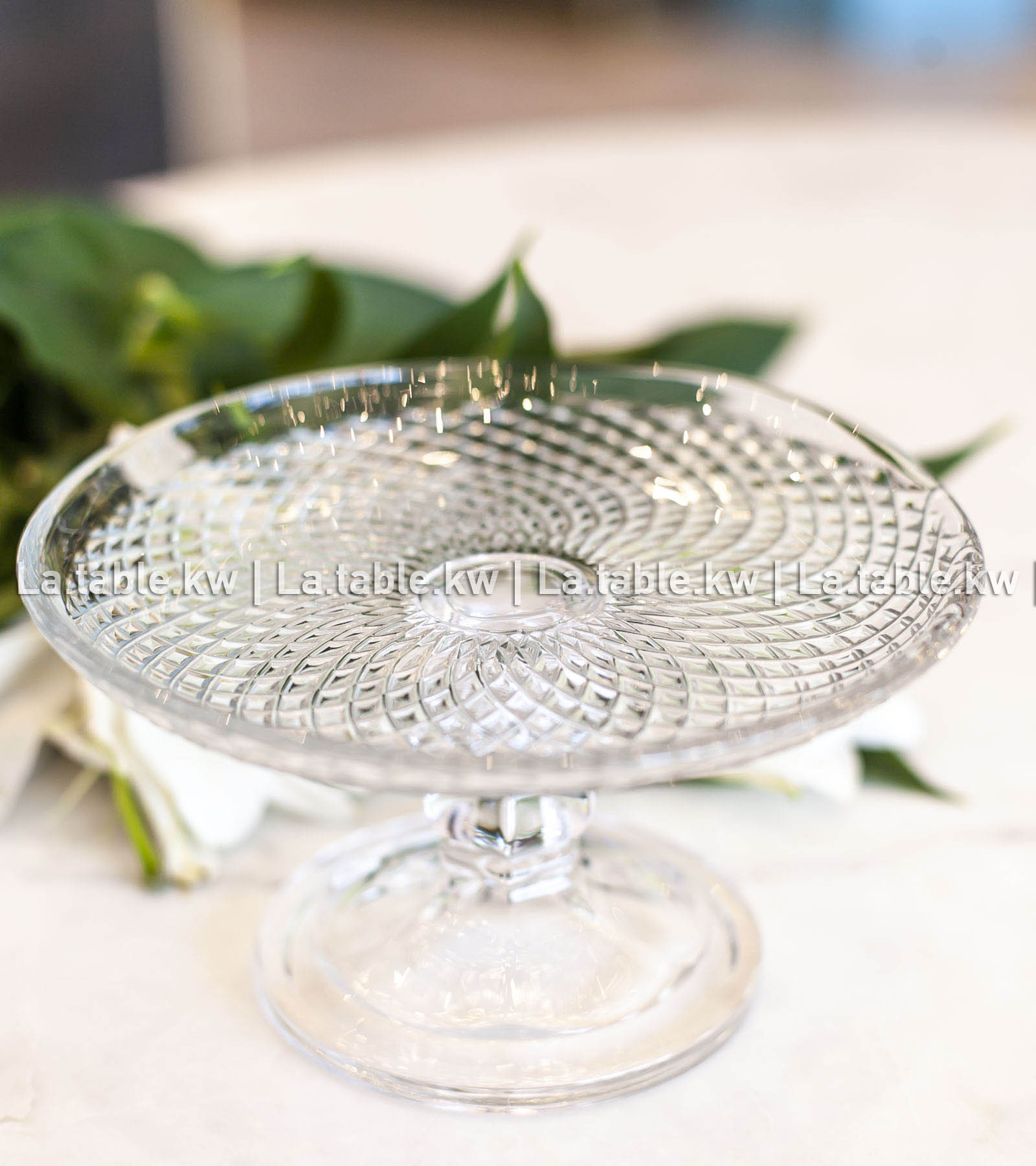 Transparent Allure Serving Stands