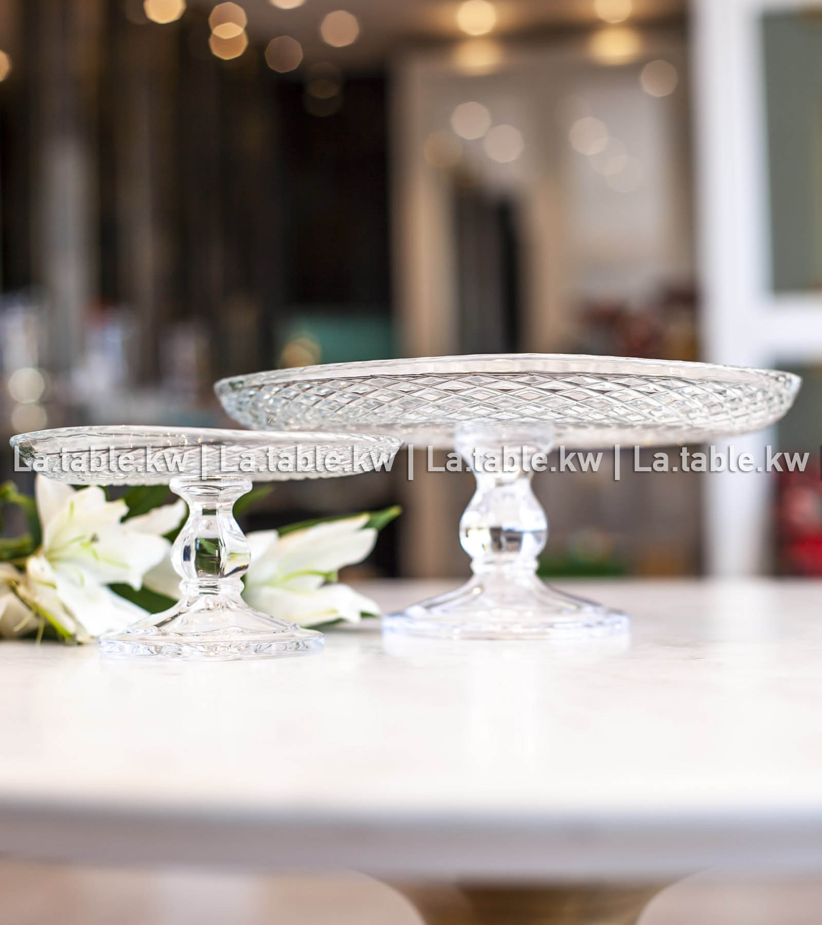 Transparent Allure Serving Stands