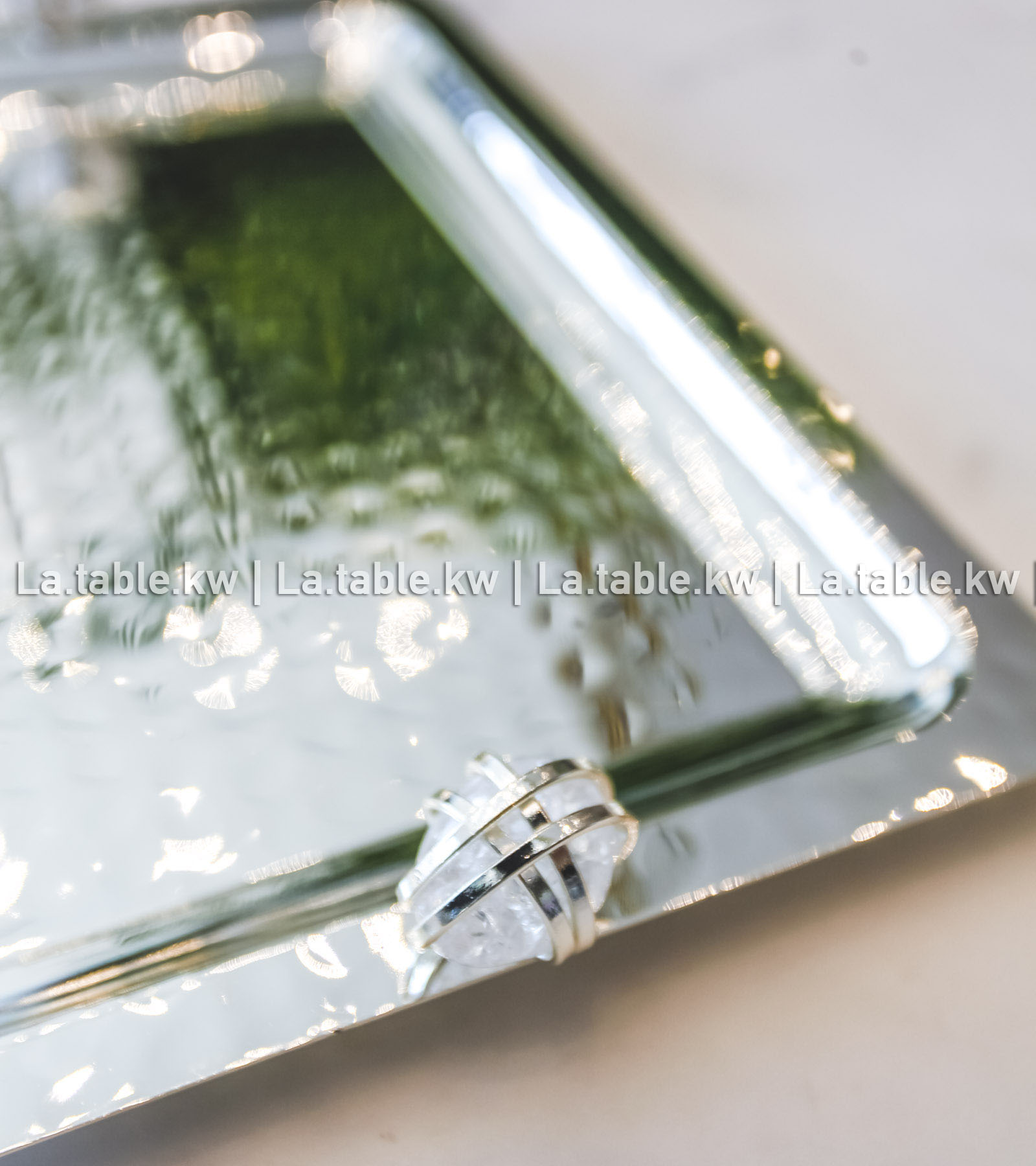 White Stone Designed Chrome Rectangle Tray