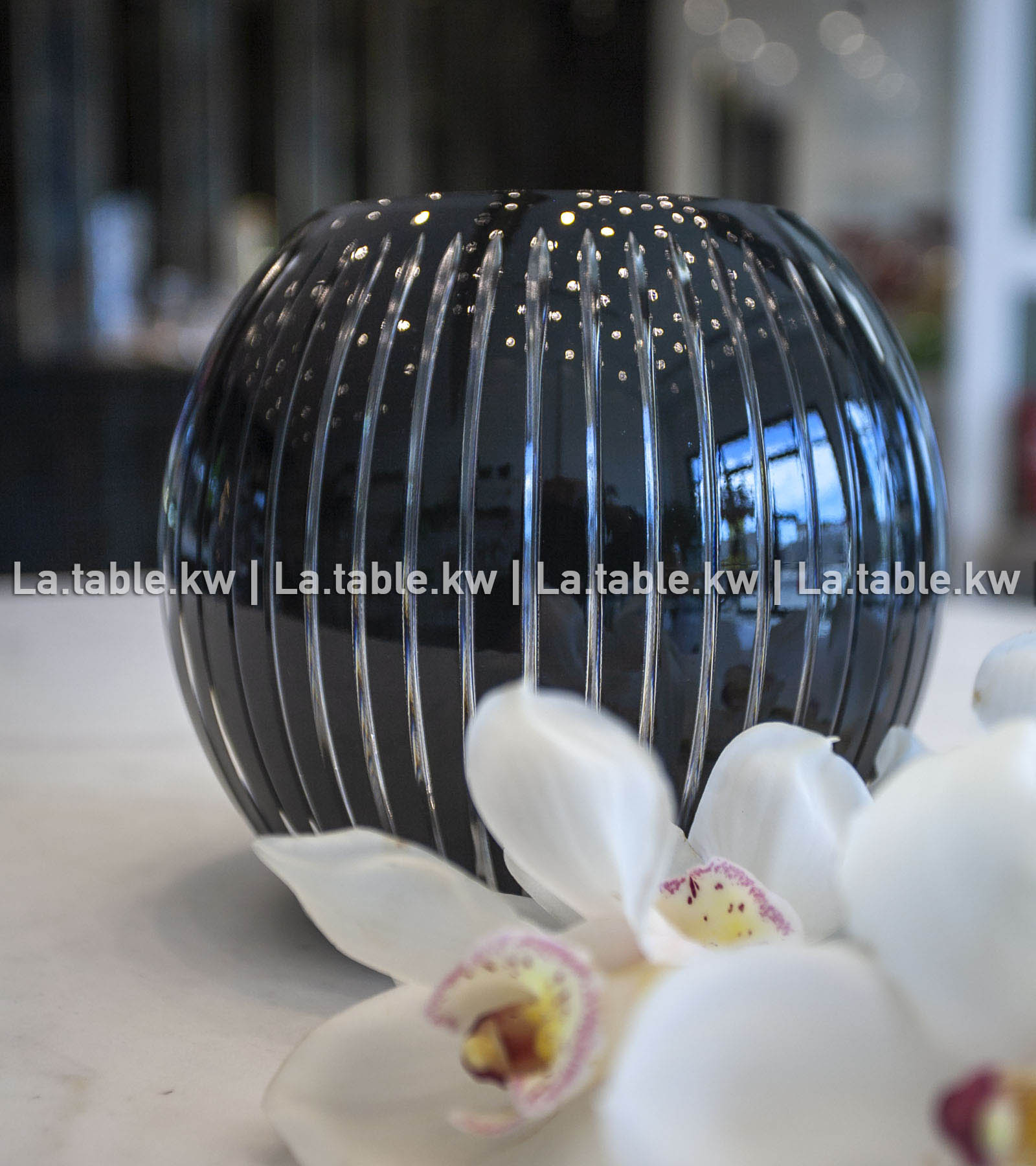 Black Classic Ball Vase